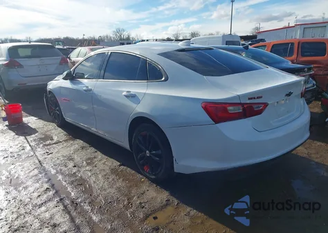 2018 Chevrolet Malibu Lt z USA, uszkodzony, nr VIN 1G1ZD5ST7JF180200